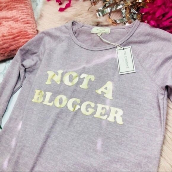 NWT Francesca’s Collections Blogger Graphic Sweater Top - Picture 2 of 5